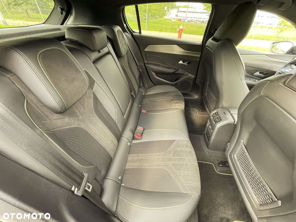 Peugeot 308 1.2 PureTech GT S&S EAT8 - 12