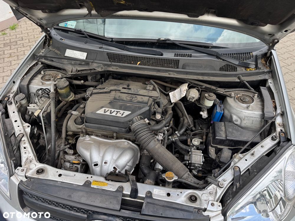 Toyota RAV4 2.0 VVT-i 4x4 - 7