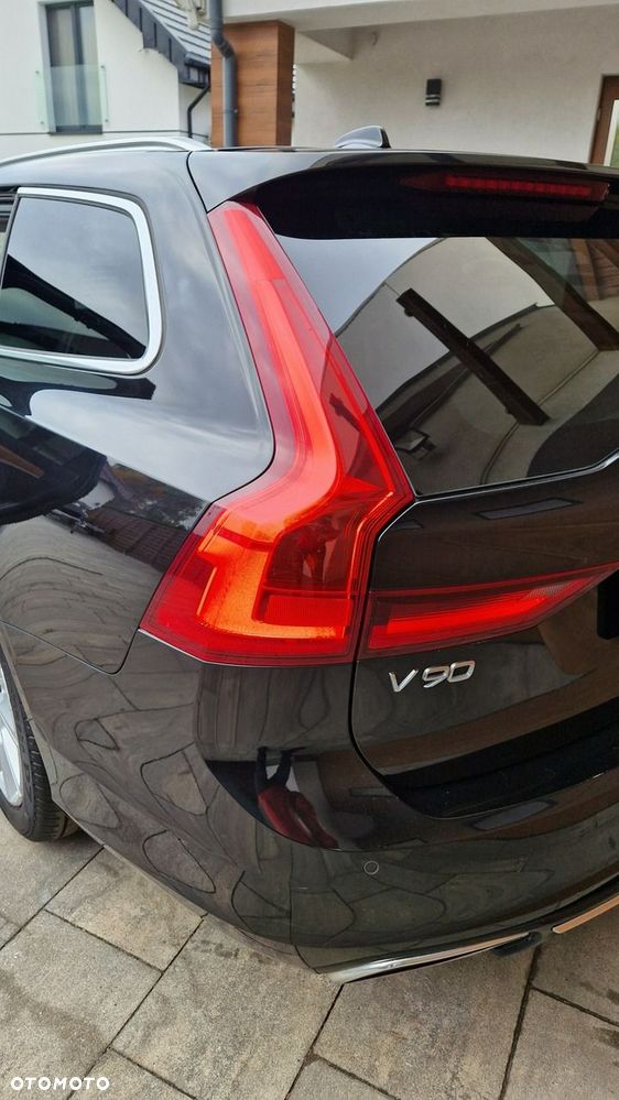 Volvo V90 - 40