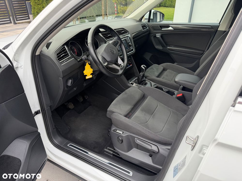 Volkswagen Tiguan 1.5 TSI EVO Comfortline - 15