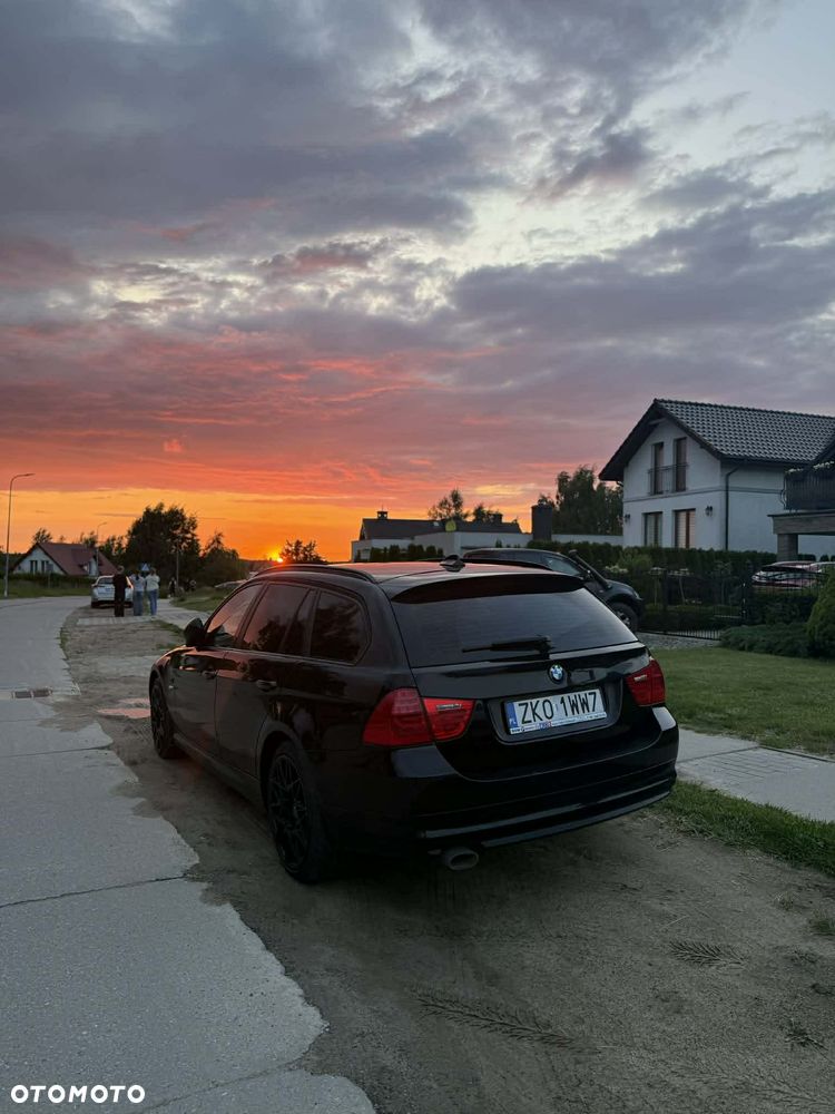 BMW Seria 3 320d xDrive - 6