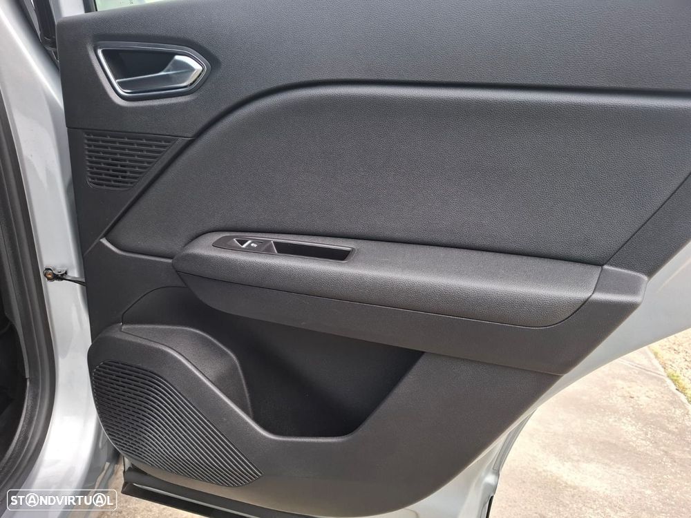 Renault Captur 1.0 TCe Exclusive - 45