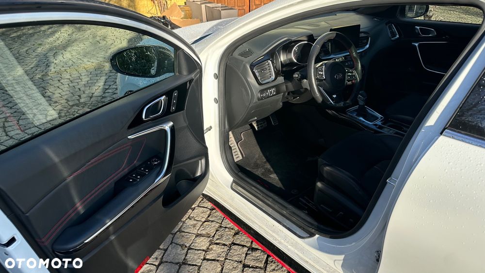Kia ProCeed 1.6 T-GDI DCT7 OPF GT - 6