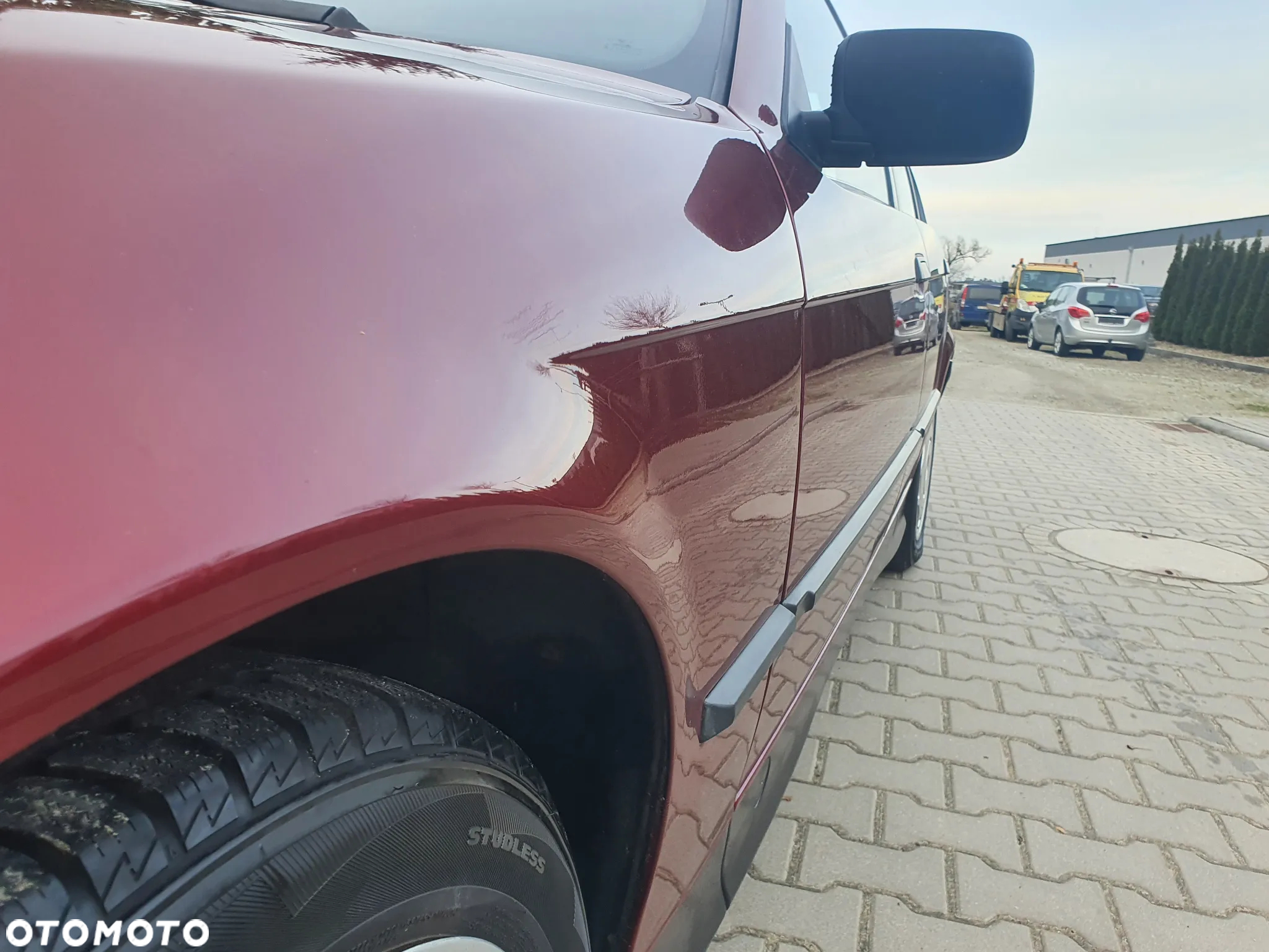 BMW Seria 3 318i - 10