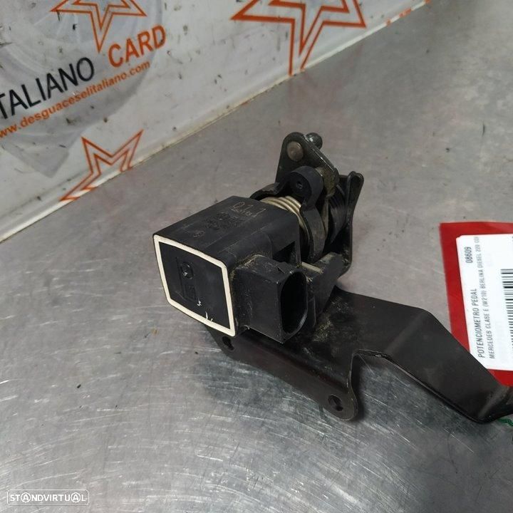 POTENCIÓMETRO PEDAL ACELERADOR MERCEDES-BENZ CLASE E BM 210 BERLINA - 1