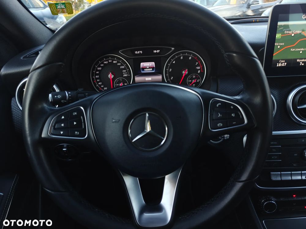 Mercedes-Benz Klasa A 180 (BlueEFFICIENCY) AMG Sport - 7