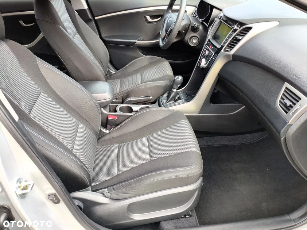 Hyundai i30 - 17