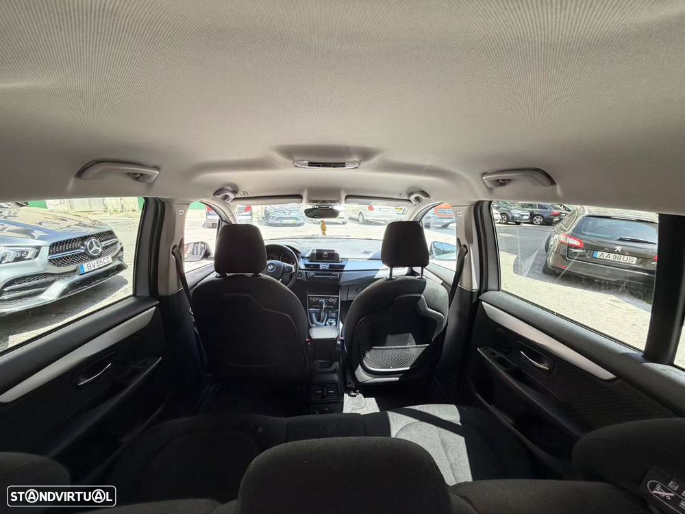 BMW 216 Active Tourer d Aut. - 8