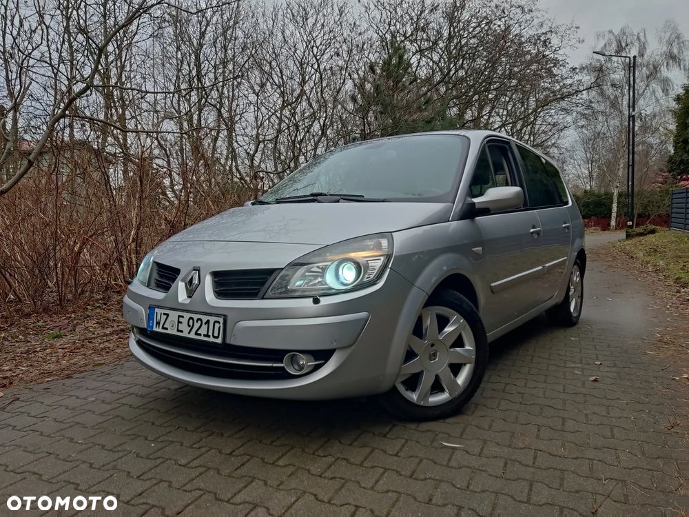 Renault Scenic 2.0 16V Privilege - 1