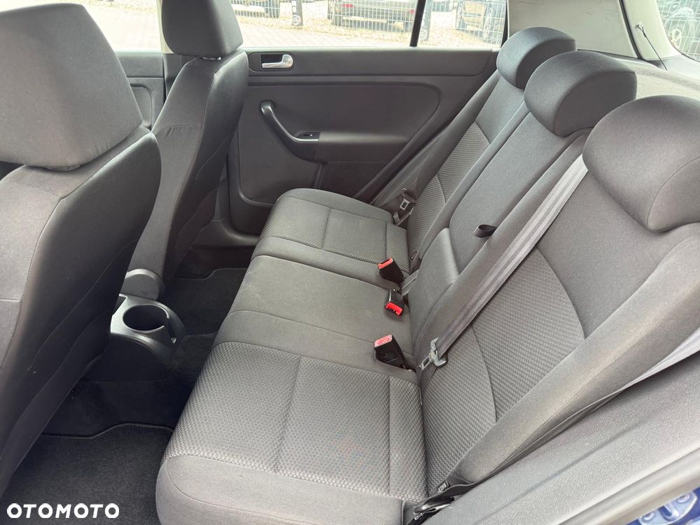 Volkswagen Golf Plus - 30