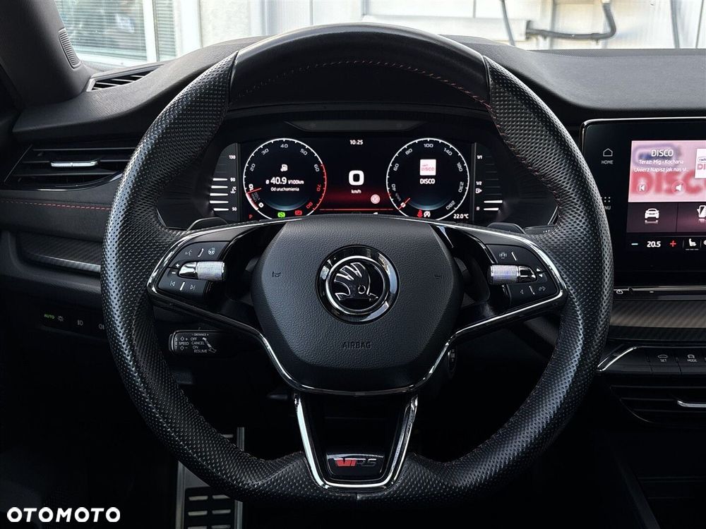Skoda Octavia 2.0 TSI RS DSG - 16