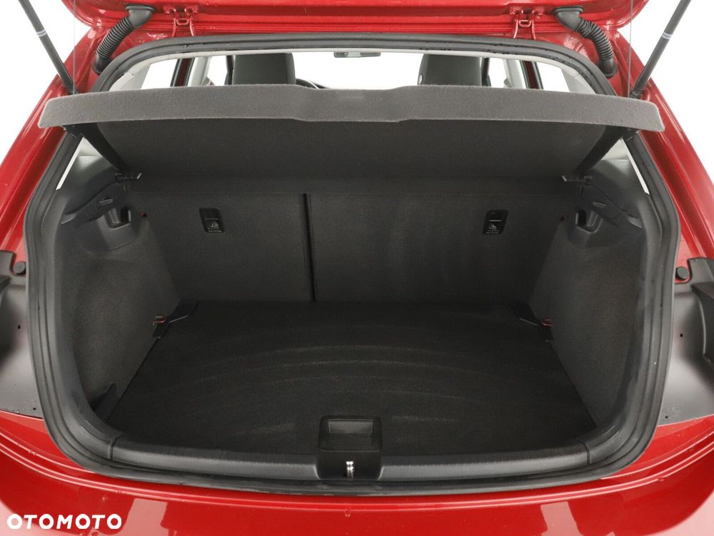 Volkswagen Polo 1.0 TSI Style - 25