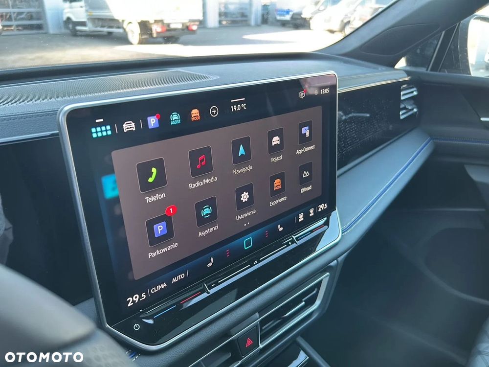 Volkswagen Tiguan - 14