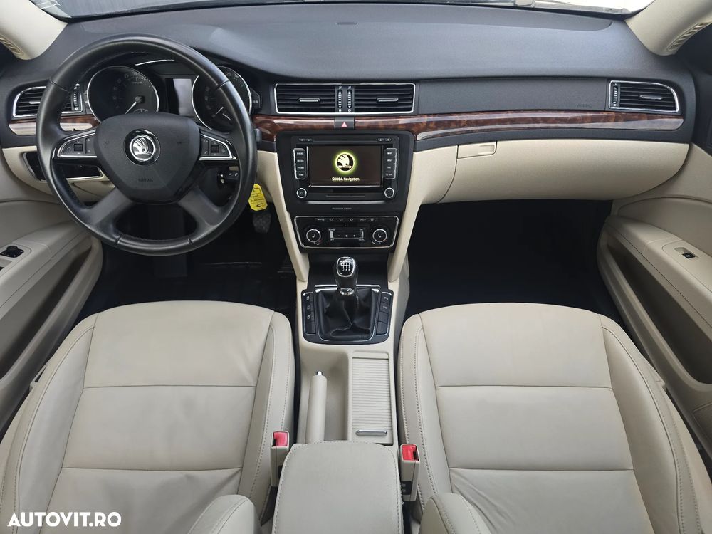 SKODA Superb 2014 — imagine 5