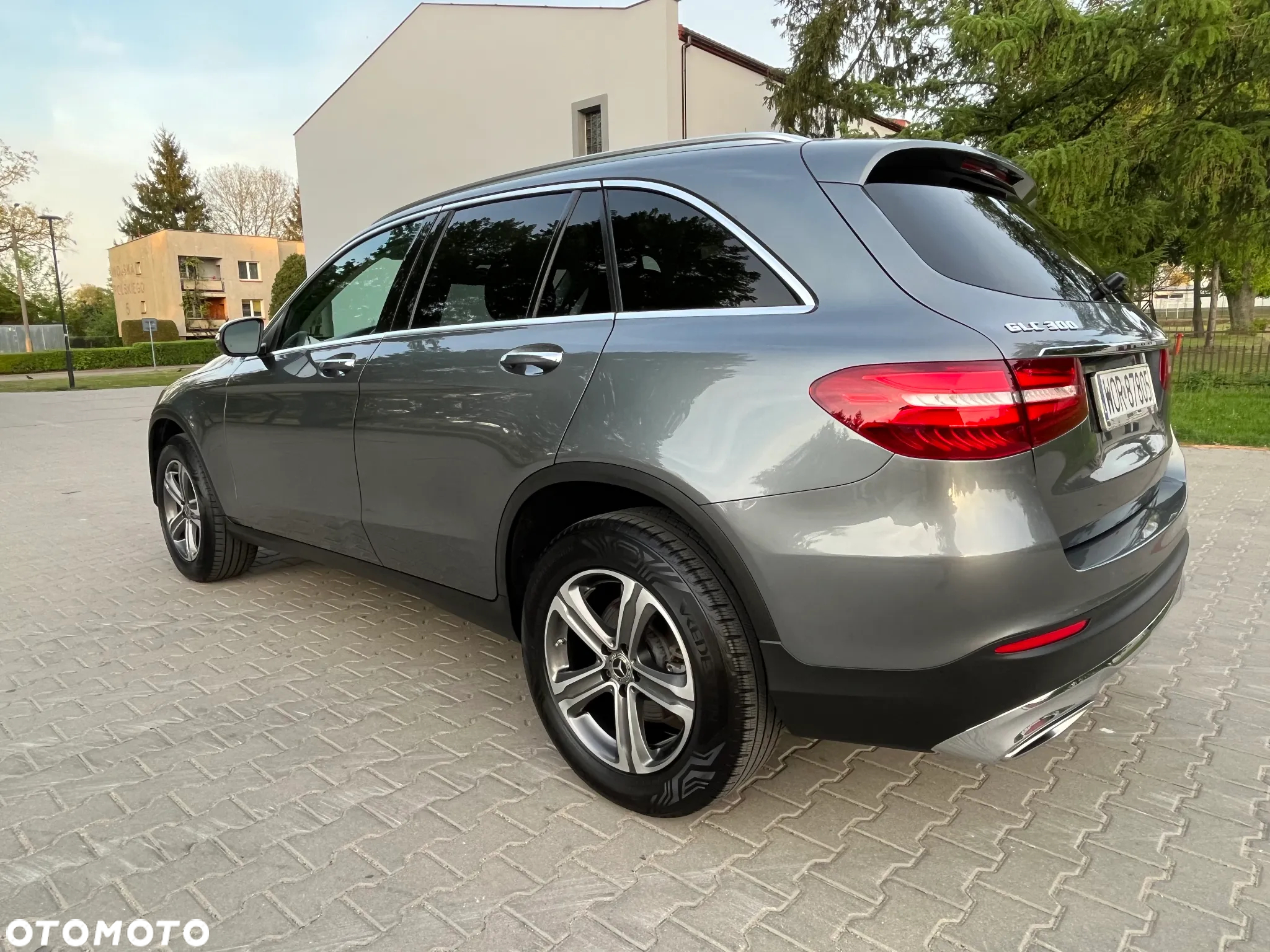 Mercedes-Benz GLC 300 4Matic 9G-TRONIC - 12