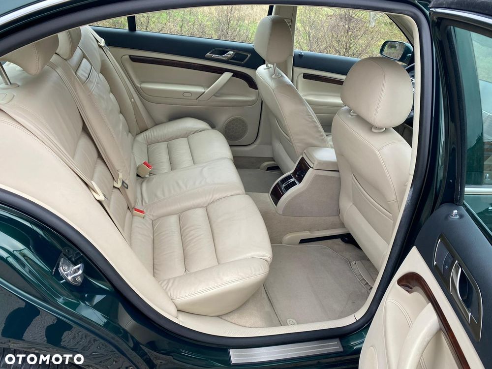 Skoda Superb 1.8 Turbo Exclusive - 6