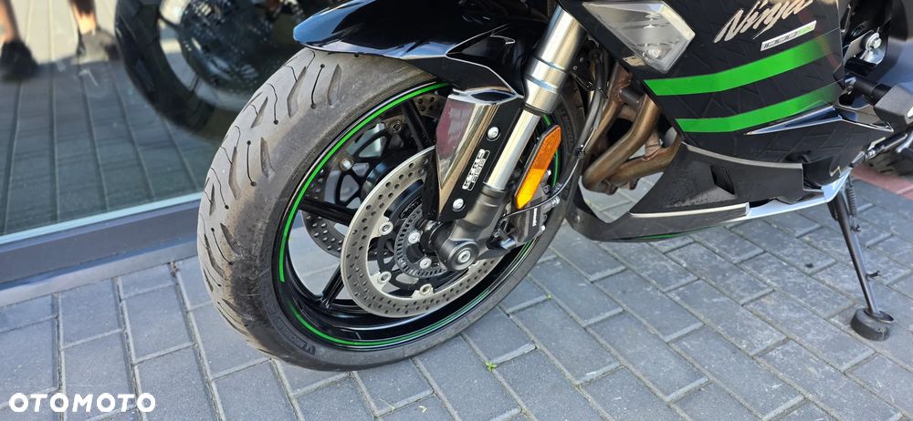 Kawasaki Ninja 1000 SX - 27
