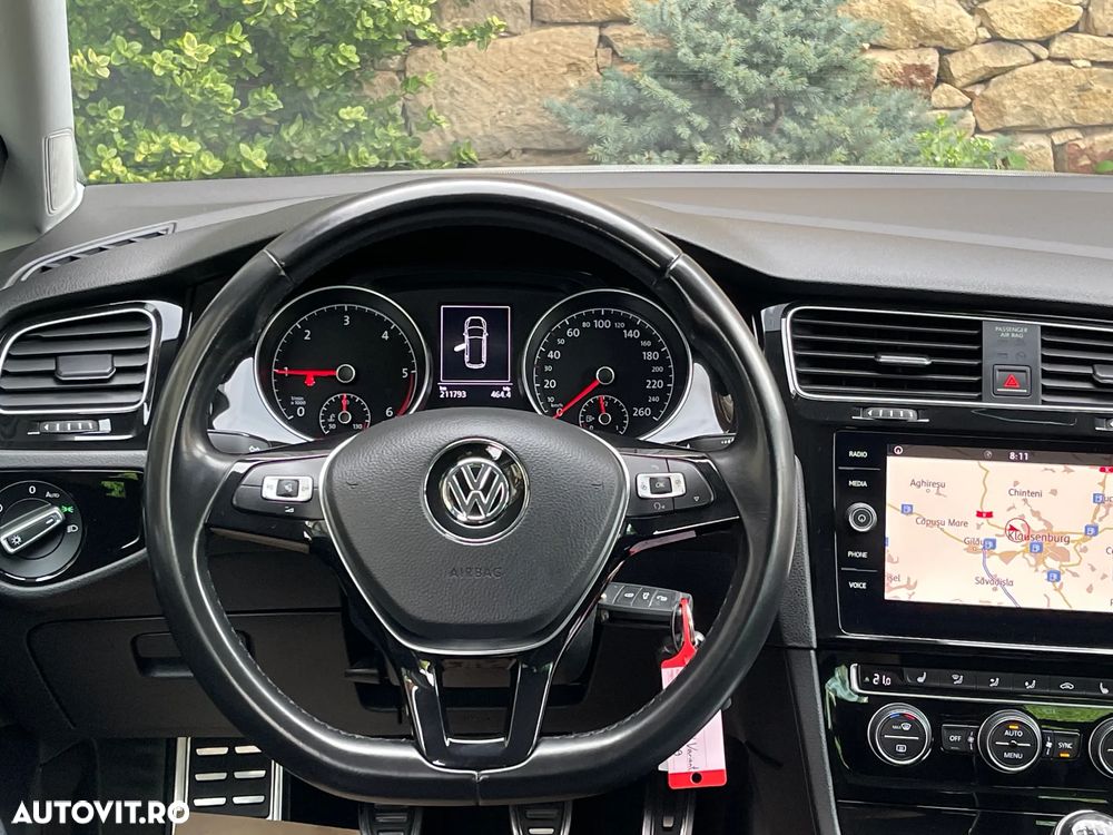 Volkswagen Golf Variant 1.6 TDI SCR Join - 22