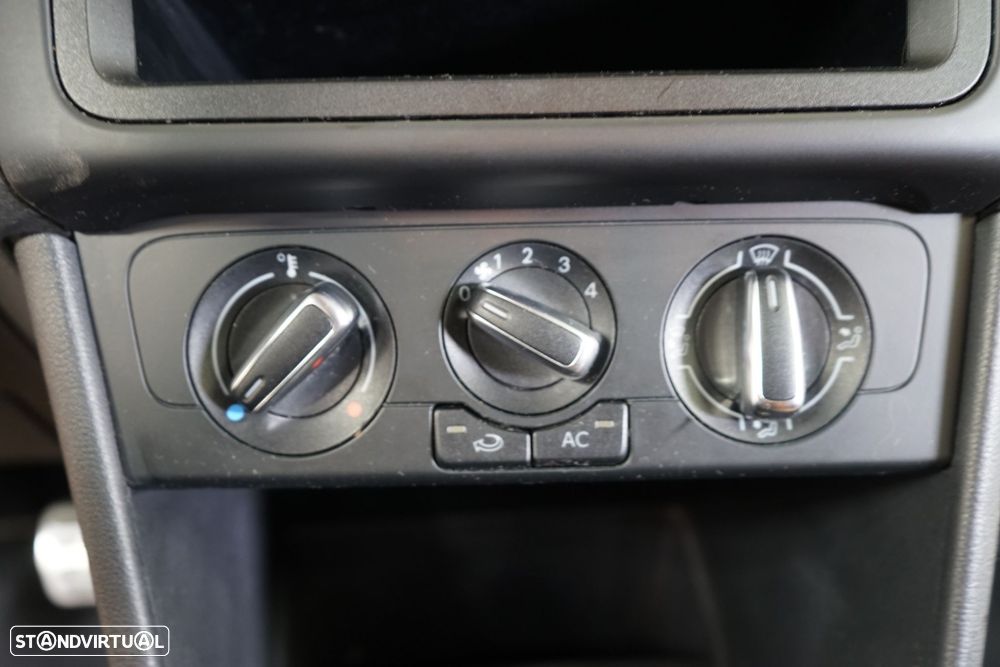 VW Polo - 26