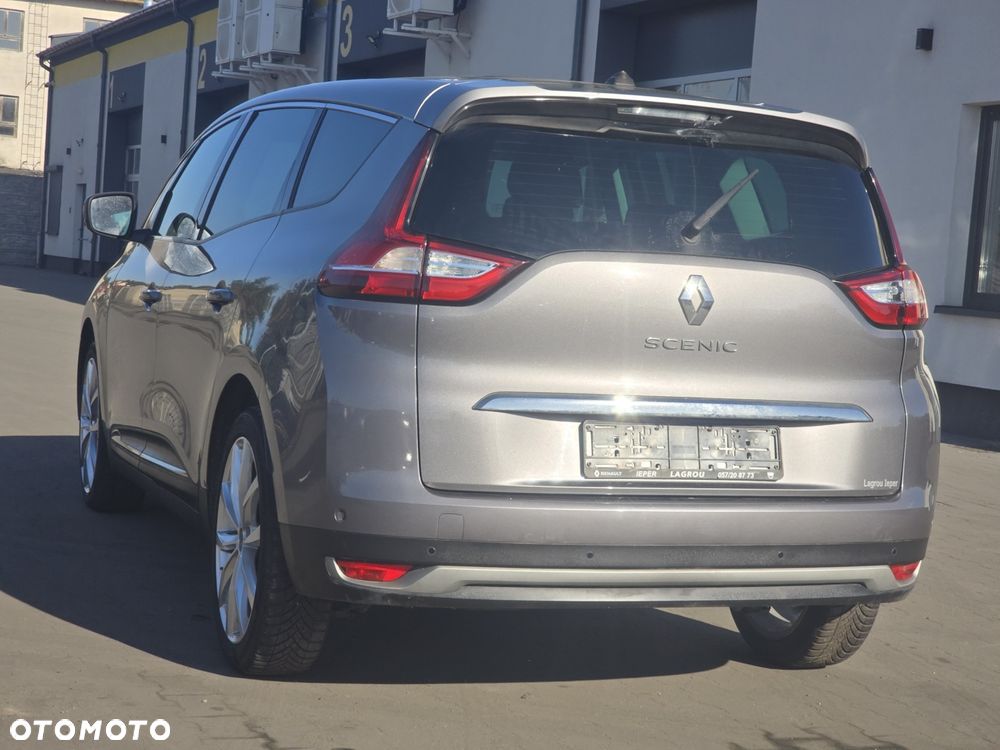 Renault Scenic - 32