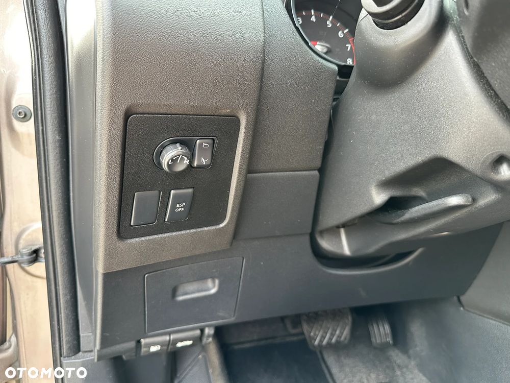 Nissan Qashqai - 16