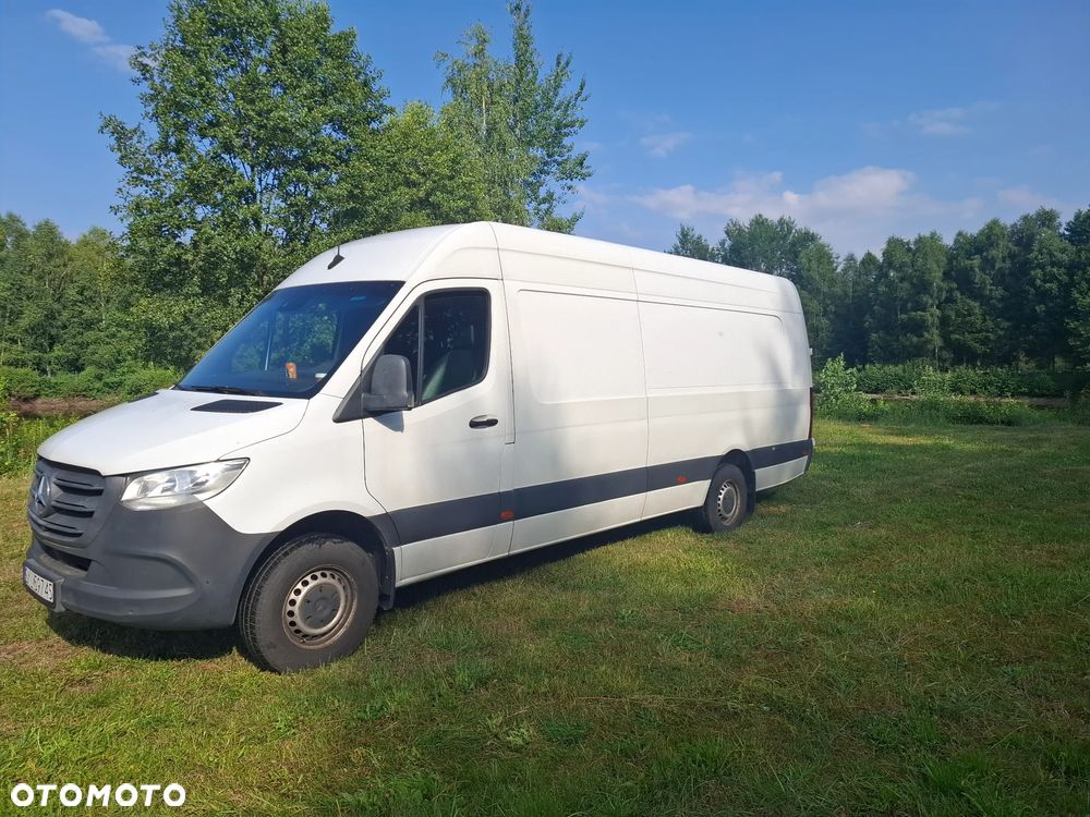 Mercedes-Benz Sprinter - 1