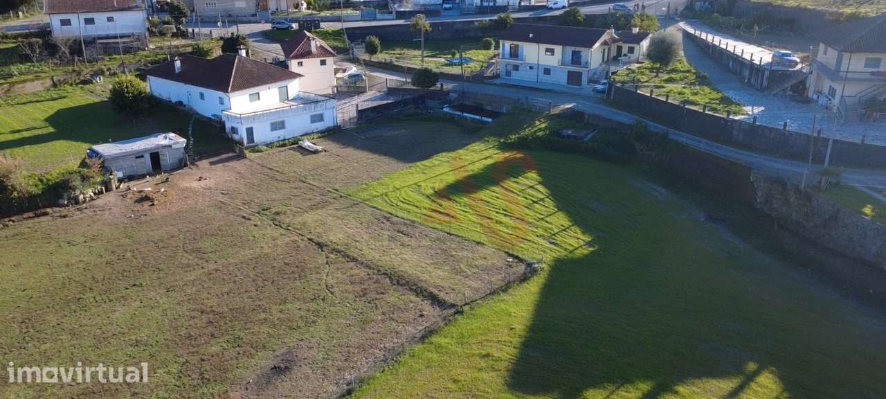 Terreno para Construção e Área Agrícola em Estorãos, Fafe - Grande imagem: 2/5