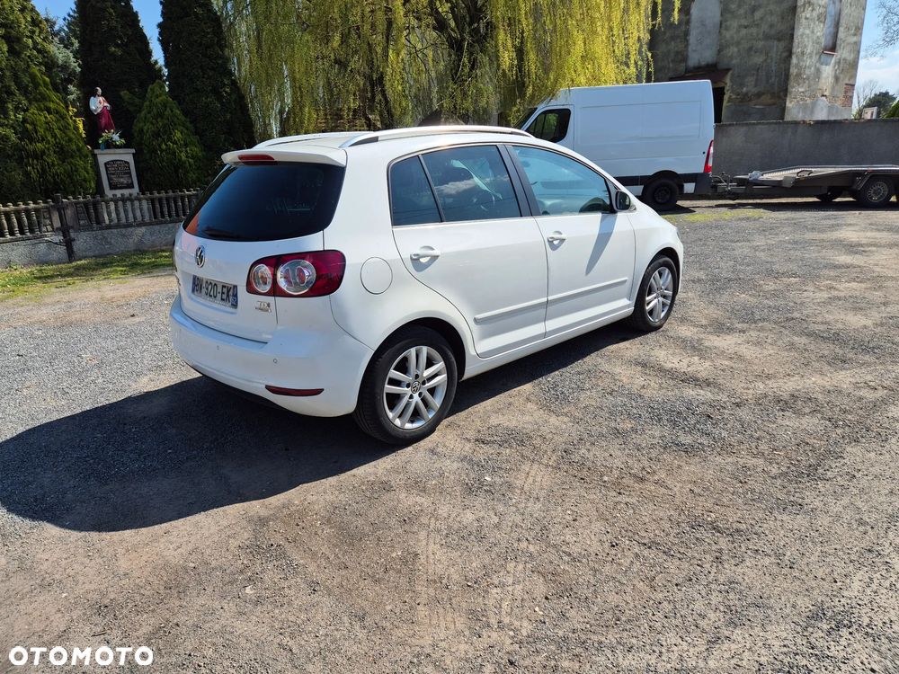 Volkswagen Golf Plus 1.6 TDI DPF Comfortline - 10