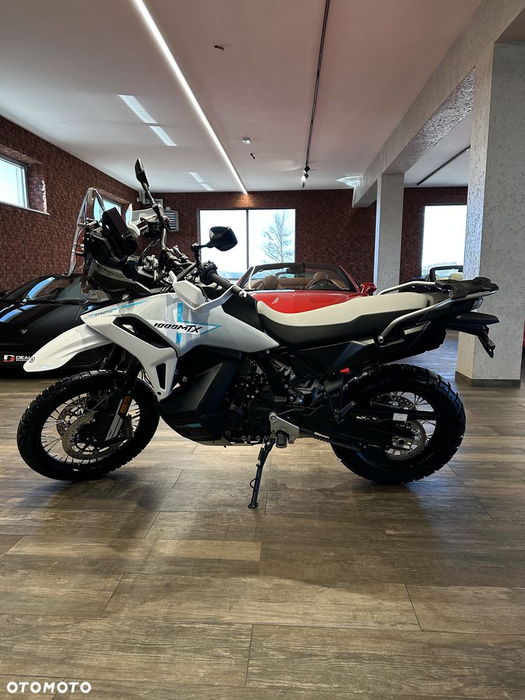 CFMoto 1000 MT-X - 2