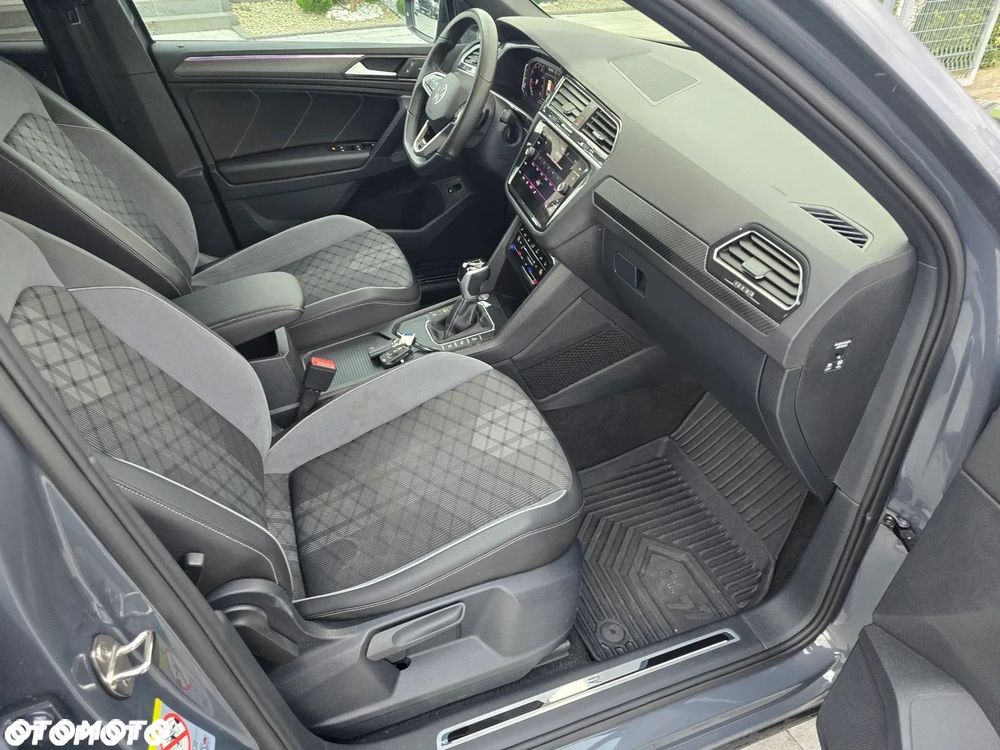 Volkswagen Tiguan 1.5 eTSI R-Line Plus DSG - 21