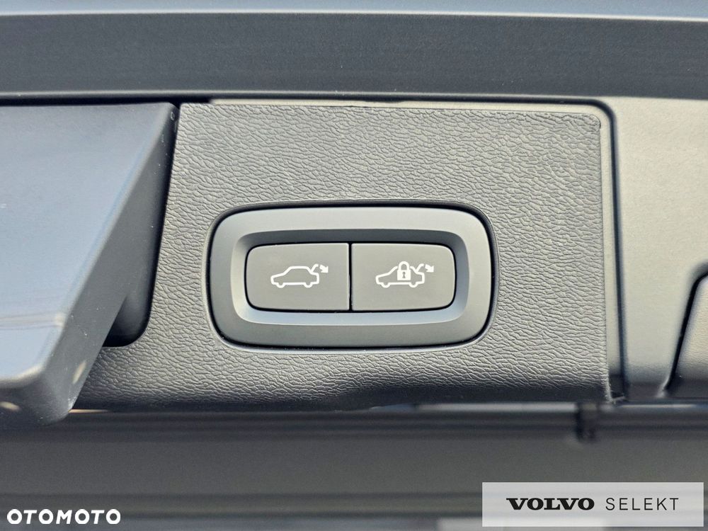 Volvo XC 60 - 21