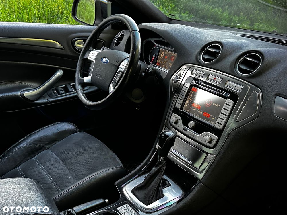 Ford Mondeo 2.3 Titanium - 11