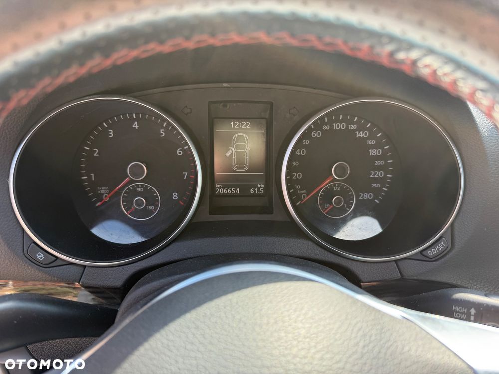 Volkswagen Golf 2.0 GTI adidas - 26
