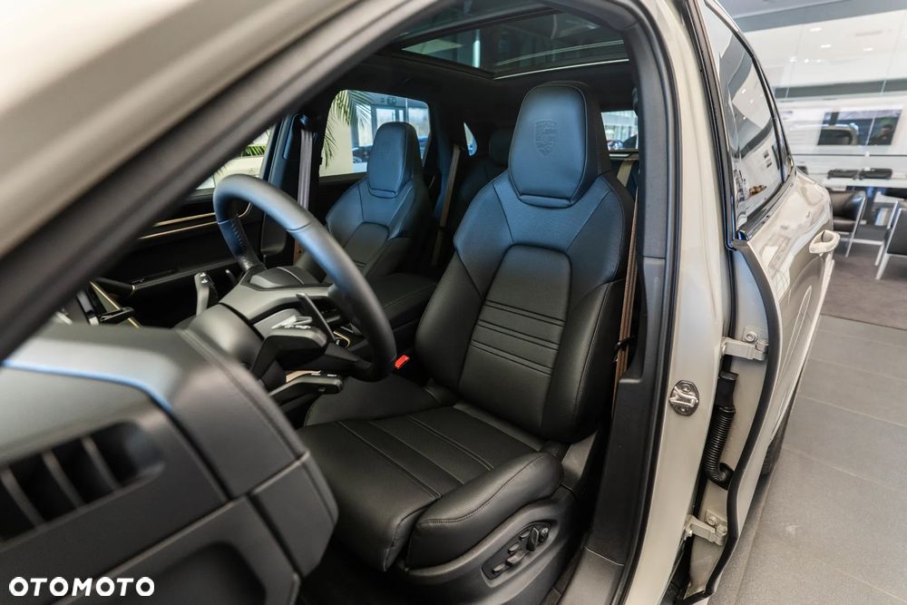 Porsche Cayenne S E-Hybrid PHEV Black Edition - 10