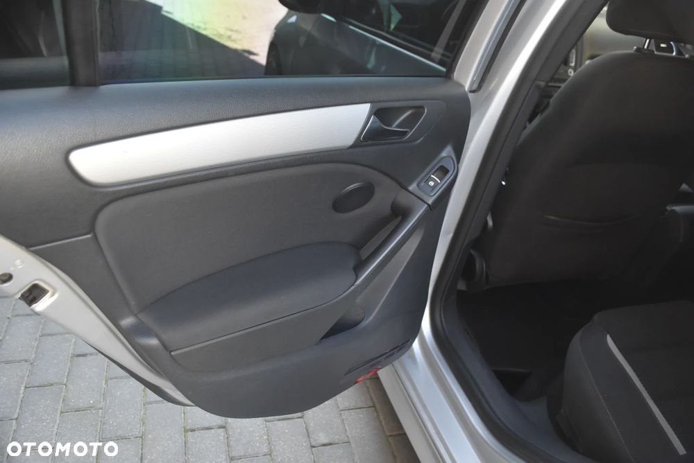 Volkswagen Golf 1.6 TDI Trendline - 10