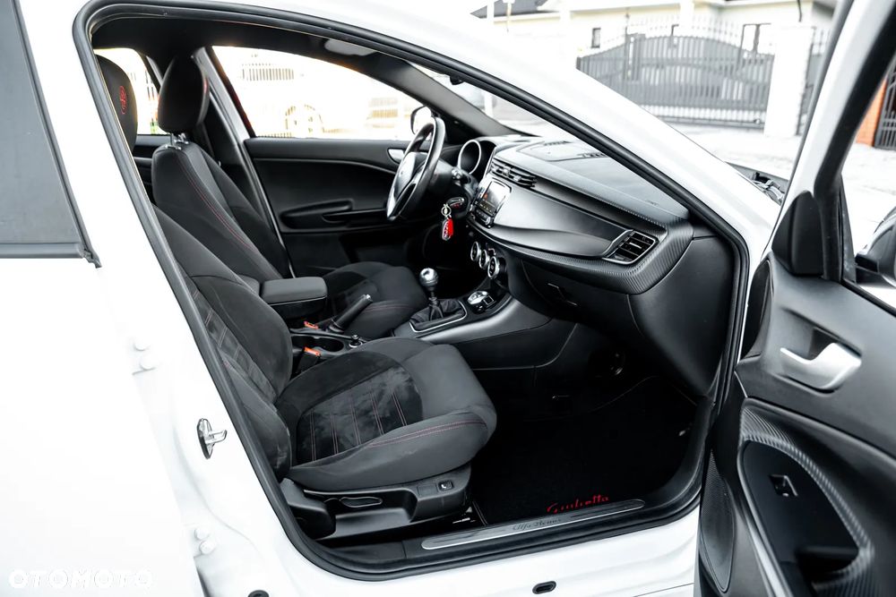 Alfa Romeo Giulietta 1.4 TB 16V Business - 23
