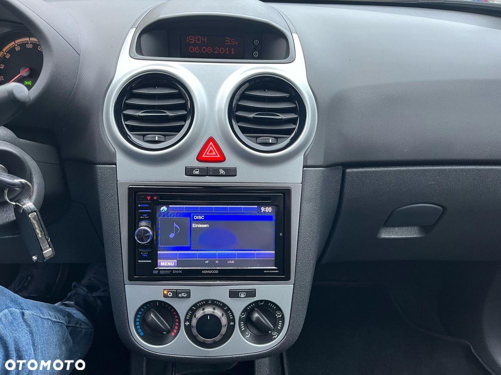 Opel Corsa - 13