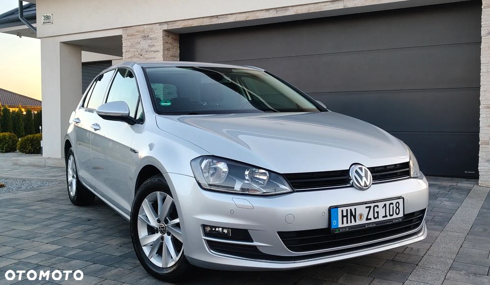 Volkswagen Golf 1.6 TDI BlueMotion Technology DSG Lounge - 1