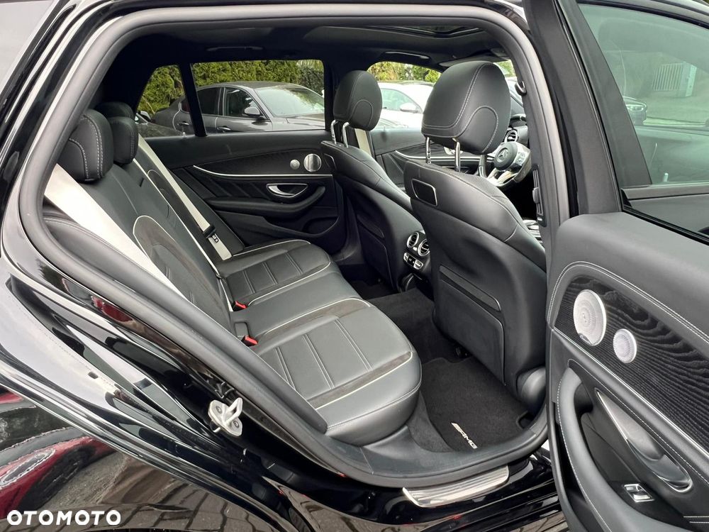 Mercedes-Benz Klasa E AMG 63 S 4Matic+ 9G-TRONIC - 15