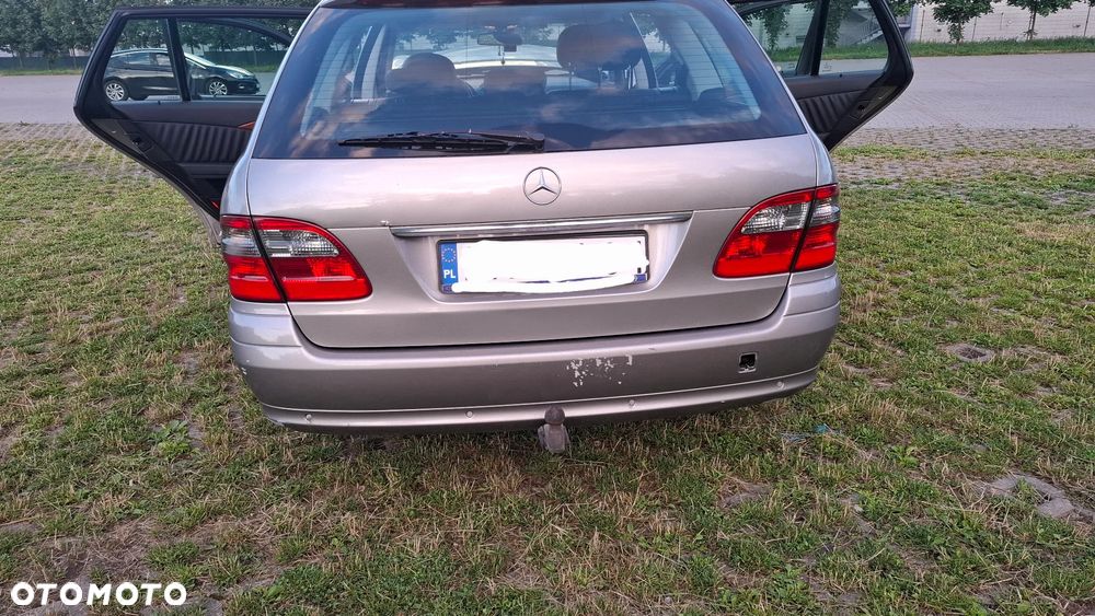 Mercedes-Benz Klasa E - 25