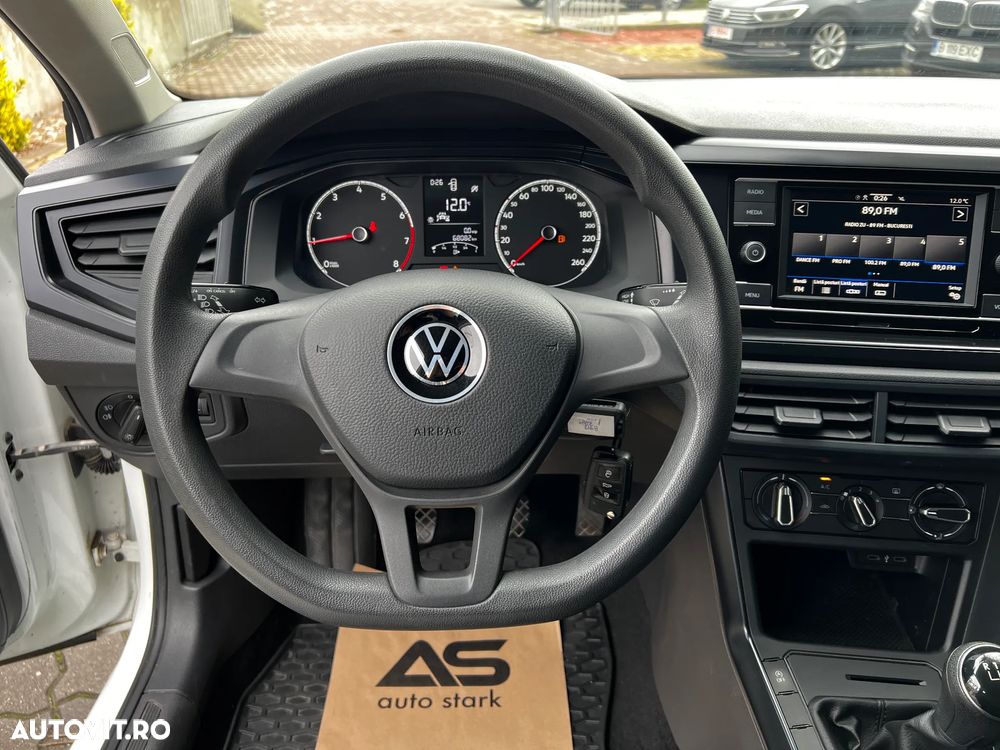 Volkswagen Polo 1.0 MPI Base - 24