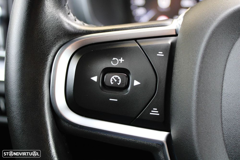 Volvo V60 2.0 D3 Momentum Plus Geartronic - 30