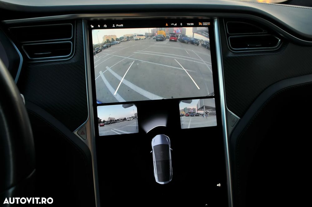 TESLA Model X 2018 — imagine 8