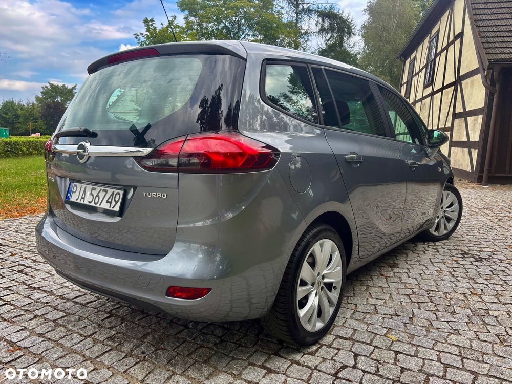 Opel Zafira - 14