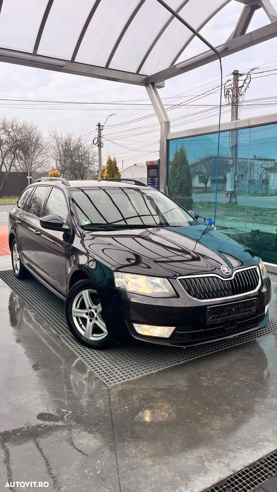Skoda Octavia 1.6 TDI Green tec DSG Solution - 2