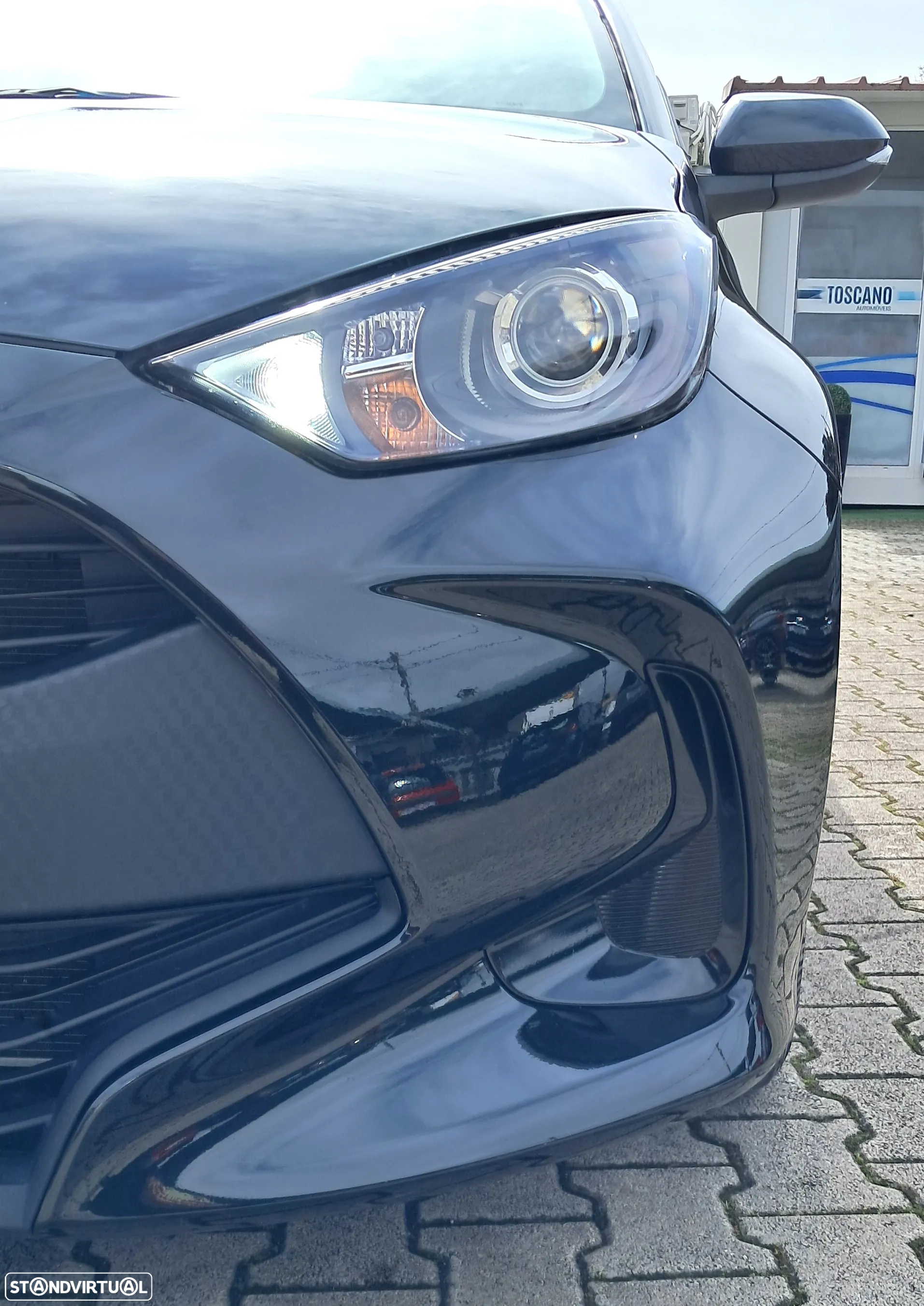 Toyota Yaris 1.5 HDF Comfort Plus - 23