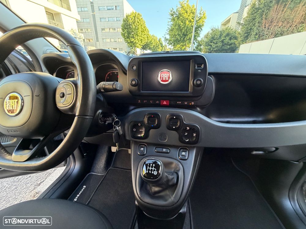 Fiat Panda 1.0 Hybrid (RED) - 11