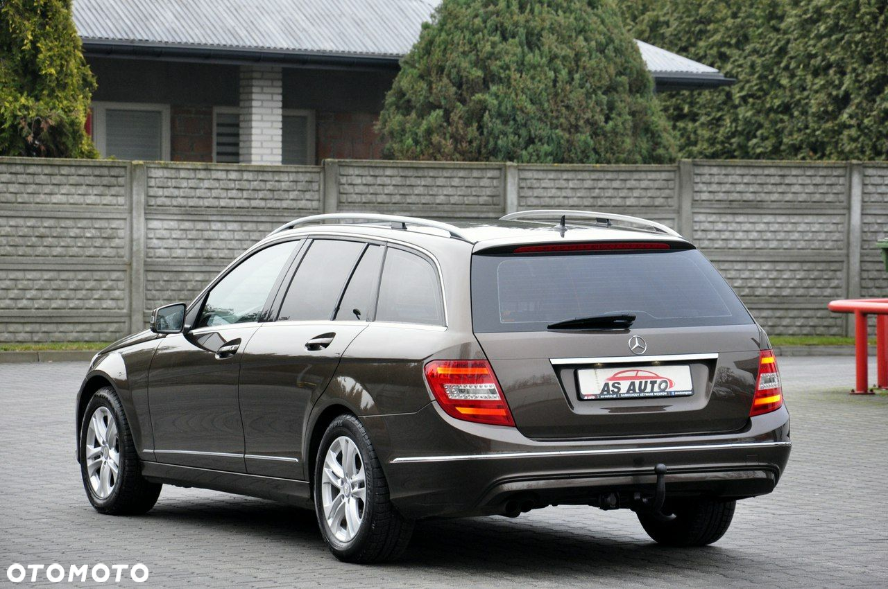 Mercedes-Benz Klasa C 180 T CDI DPF (BlueEFFICIENCY) Elegance - 33
