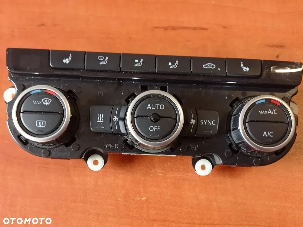 Panel klimatyzacji VW Volkswagen Passat B7 5HB011257-33 - 1
