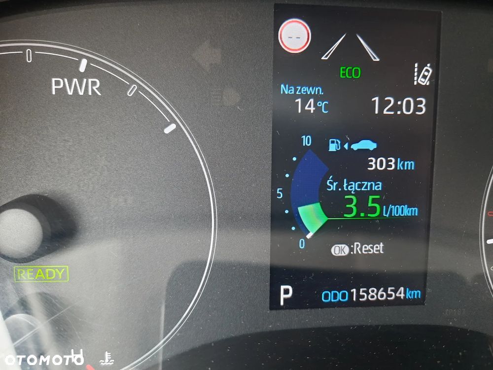 Toyota Yaris Hybrid 1.5 Selection Style - 9